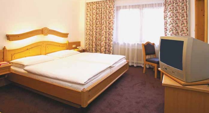 Hotel Stadt Wien, Zell am See ski chalet, image 2